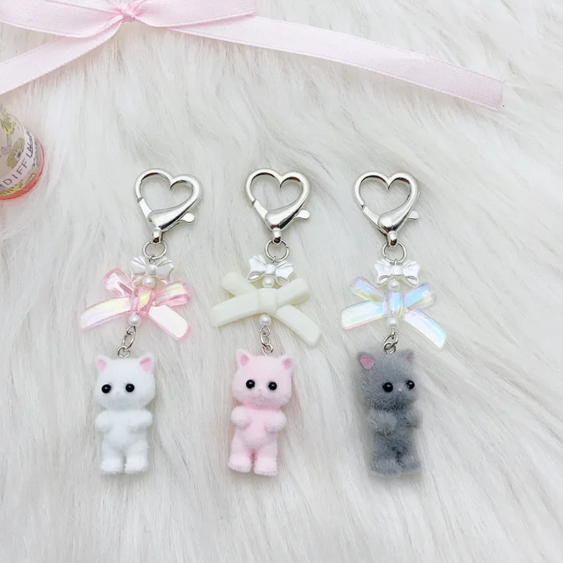 3D Cartoon Cats Keychain Pingente Adorável Animal Chaveiro Suporte de chave de urso Presente Material de resina para mulheres e homens