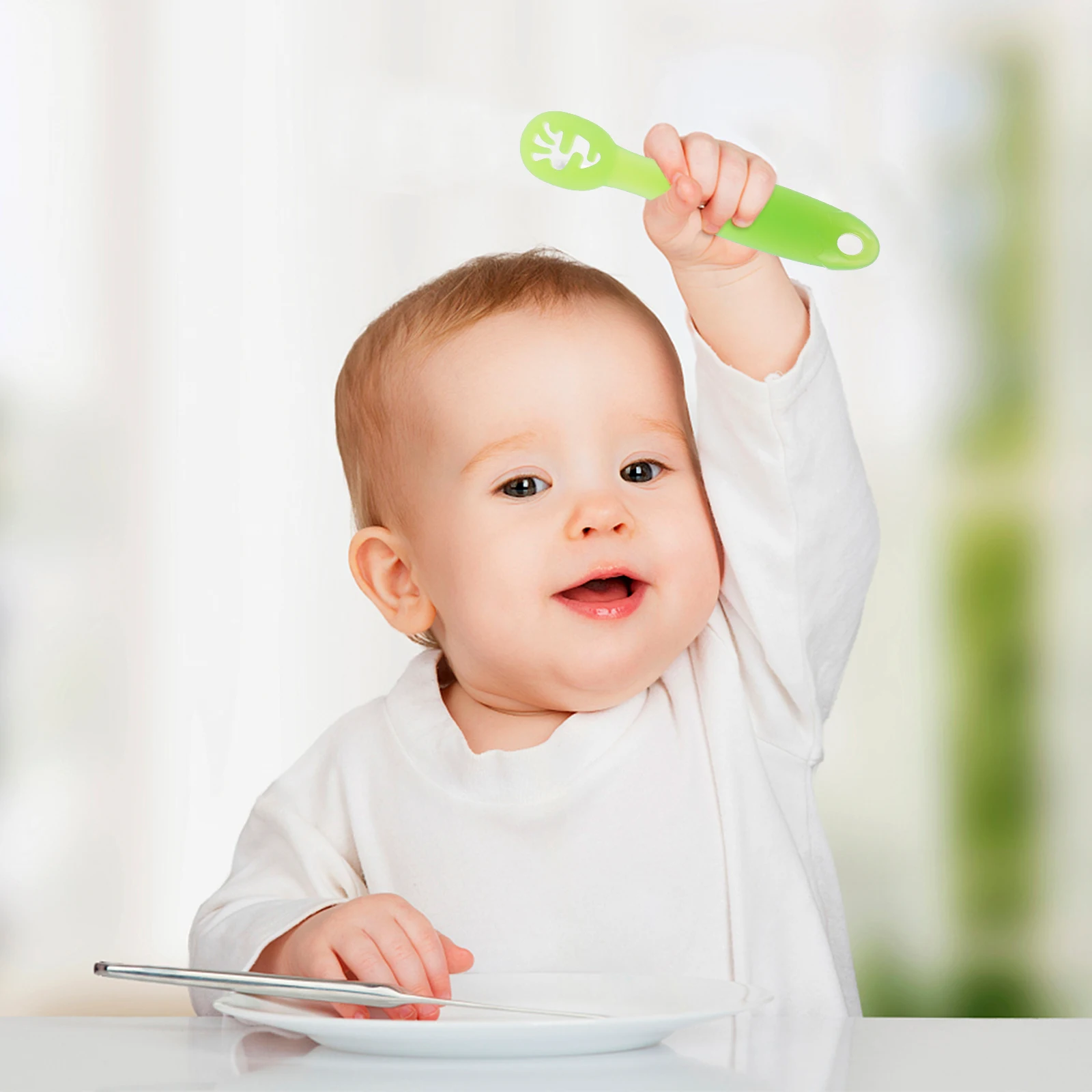 

2 шт., силиконовые детские ложки для младенцев, мягкая контурная ручка, можно мыть в посудомоечной машине, идеально подходит для новорожденных, помощник по еде