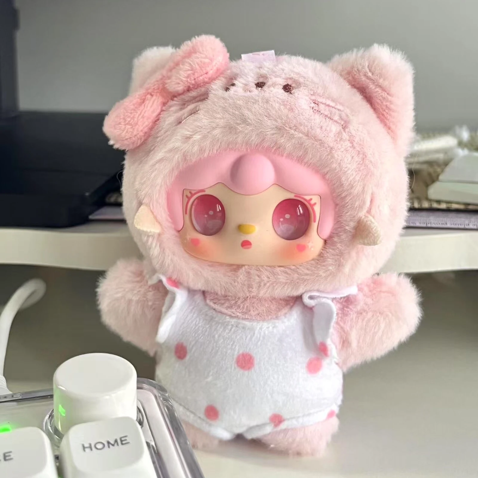 Yooki V12 مواء الصيف سلسلة الحفلات الفينيل أفخم دمية صندوق أعمى لطيف كيتي دمية العصرية اللعب غرفة ديكور حلية حقيبة قلادة الهدايا