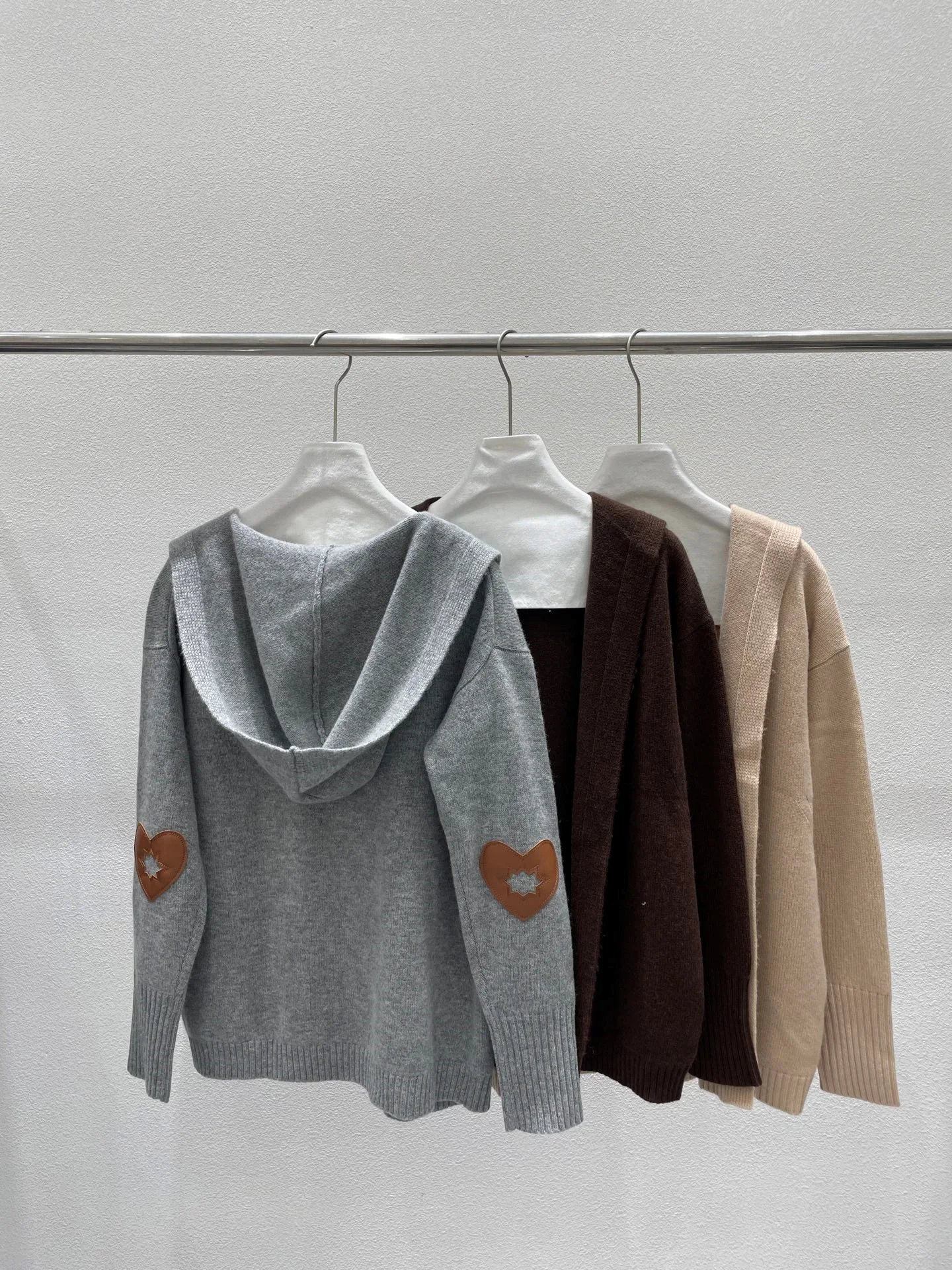 3 Colors Women 100% Cashmere Knit Cardigan Hooded Long Sleeve Loose Heart-Shaped Patch Leather Sweater Fall Winter