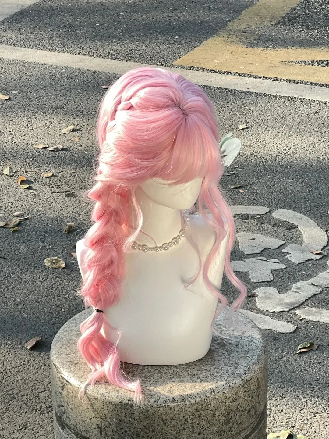 Roze pruik, lang haar, gesimuleerd hoofd van kunsthaar, anime-spelaccessoires, cosplay, volledig hoofddeksel, krullend haar, fotoshow rekwisieten