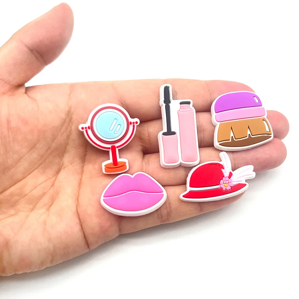 

Милые украшения для обуви в виде косметики и аксессуаров для Crocs, шармы-значки, декор для браслетов, подарки для вечеринок