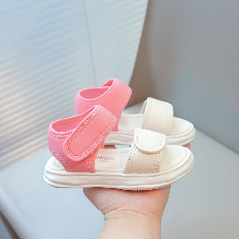 Summer Girls Sandals Beige Lightweight Boys Girls Beach Shoes Fashionable Soft Non-slip Pink Kids Sandals Children Shoes