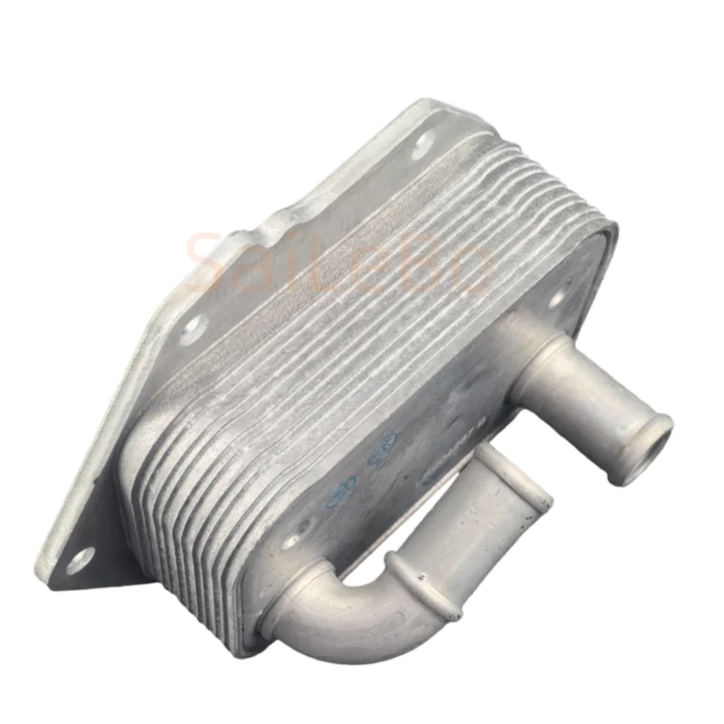 Acessórios para carro refrigerador de óleo de motor para LR004287 LR006653 95157 39045 T439045 381590141 1103P4