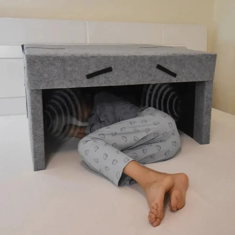 Soundproof bed, blackout, , sleep, quiet suction, muffler, cotton box, cabin, dormitory, bedroom, windshield, tent, covered