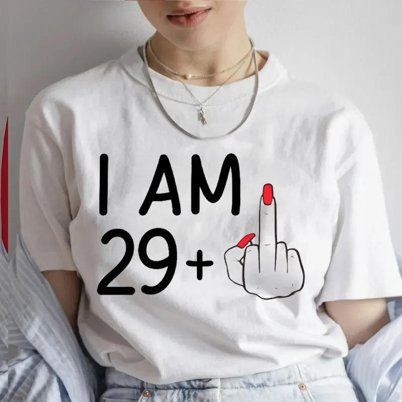 I Am 39 + นิ้วกลางTshirt I Am 29 49 59 Plusแฟชั่นกราฟิกเสื้อวันเกิดTee Femmeเสื้อผ้าแขนสั้นTเสื้อผู้หญิง