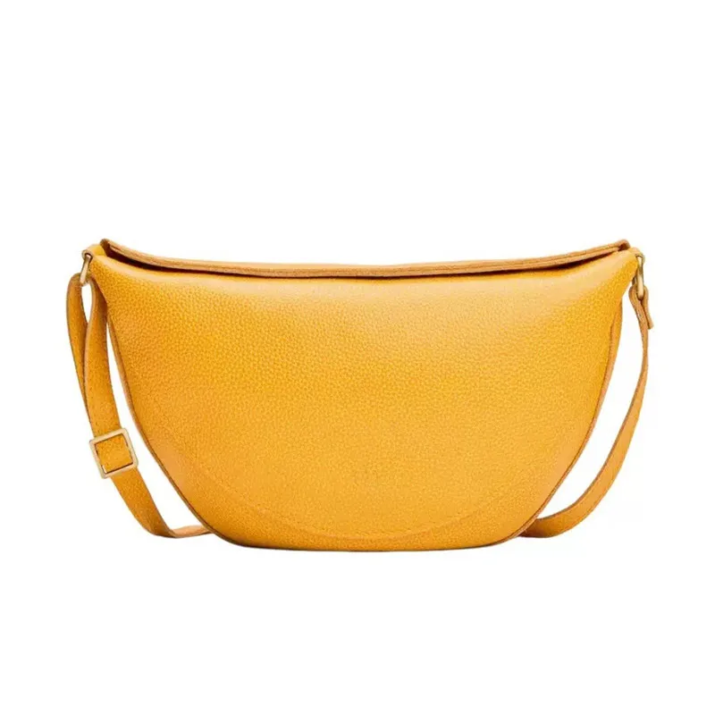 2027 New Fashionable Horn Bag Large Capacity Pillow Shaped Personalized Niche Travel Smooth Cowhide Crossbody Bag