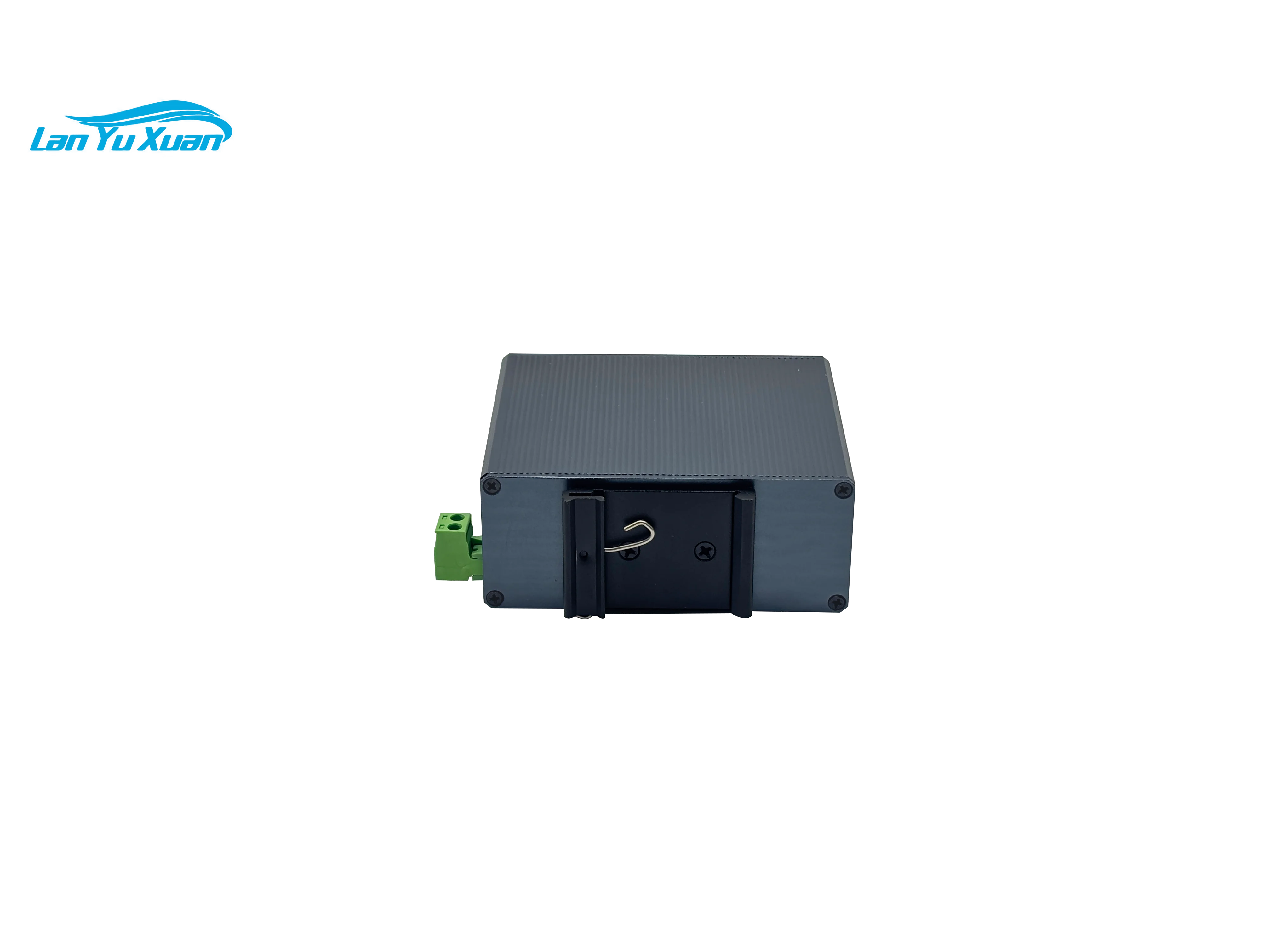 Compact Mini Industrial 4 Port Ethernet Switch 10/100Mbps 4 RJ45 Ports + 4 X 155M SFP Module Port Hot-Swappable & Wide Voltage