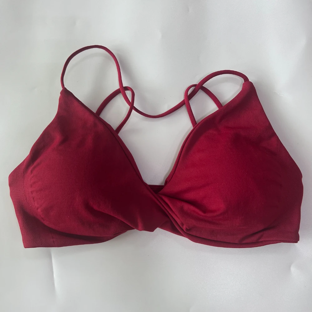 Pericic Damen Twist-Front Sport-BH V-Ausschnitt Mittlerer Halt Mit Herausnehmbaren Polstern Fitness-Bekleidung Nahtloser Yoga-BH Workout Gym Top – Detail 13