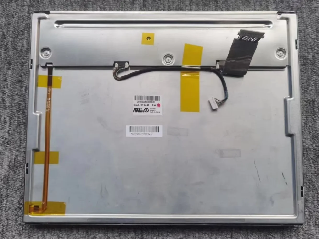 

Оригинальный 12,1-дюймовый промышленный экран CLAA121XA02DW