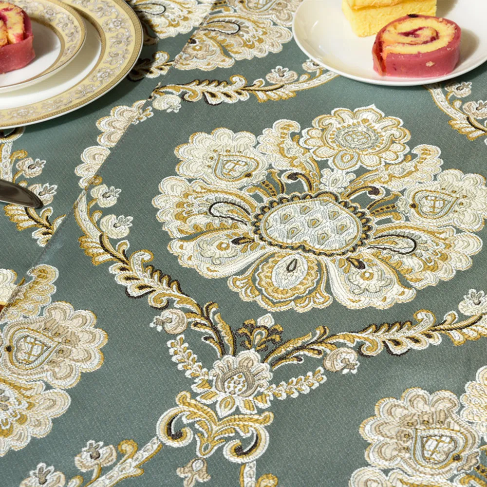 Royal Luxury Tassel Pendant Table Runner Tablecloth High Quality Bed Flag Table Flag Table Mat for Wedding Hotel Dinner Party