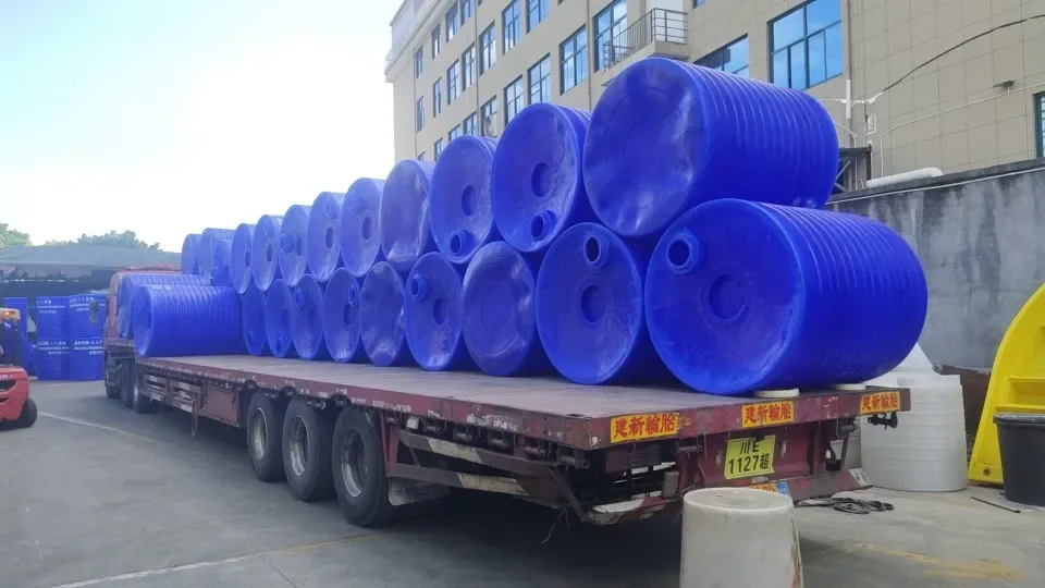 2000L rotational plastic water tank forest fire water tank bucket 32 tons rainwater collection bucket water tower storage tank