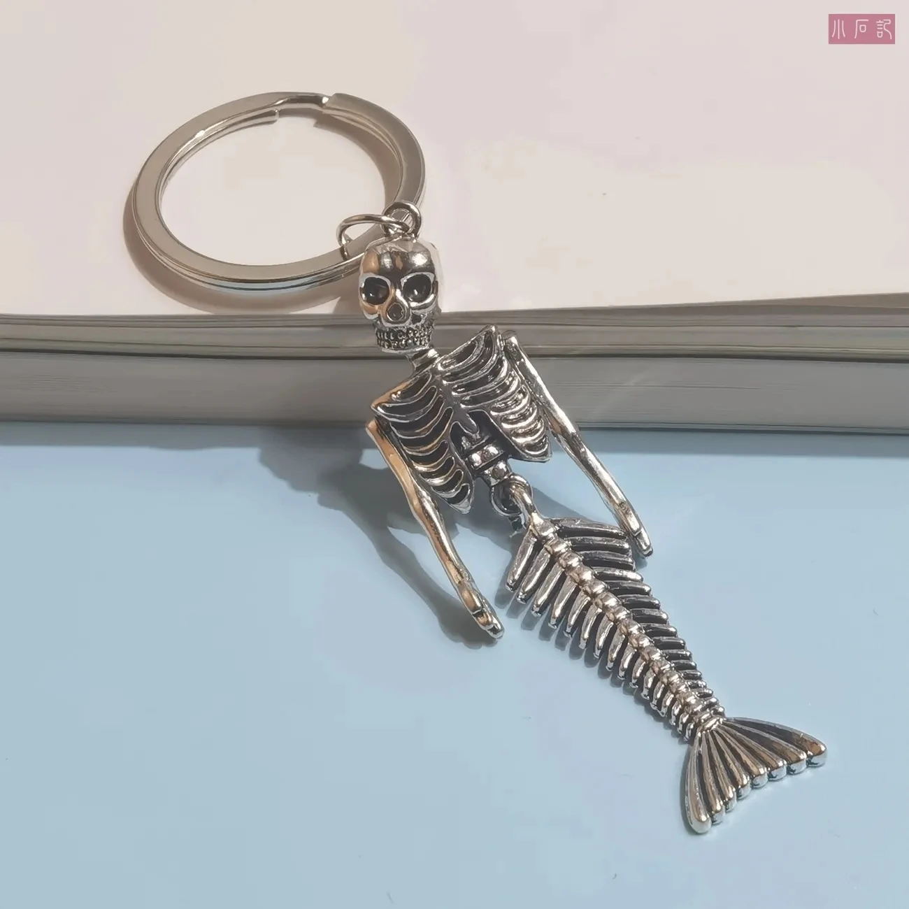 European and American Personality Skeleton Fishtail Keychain Halloween Pirate Pendant Metal Gift Personality Creativity Gothic