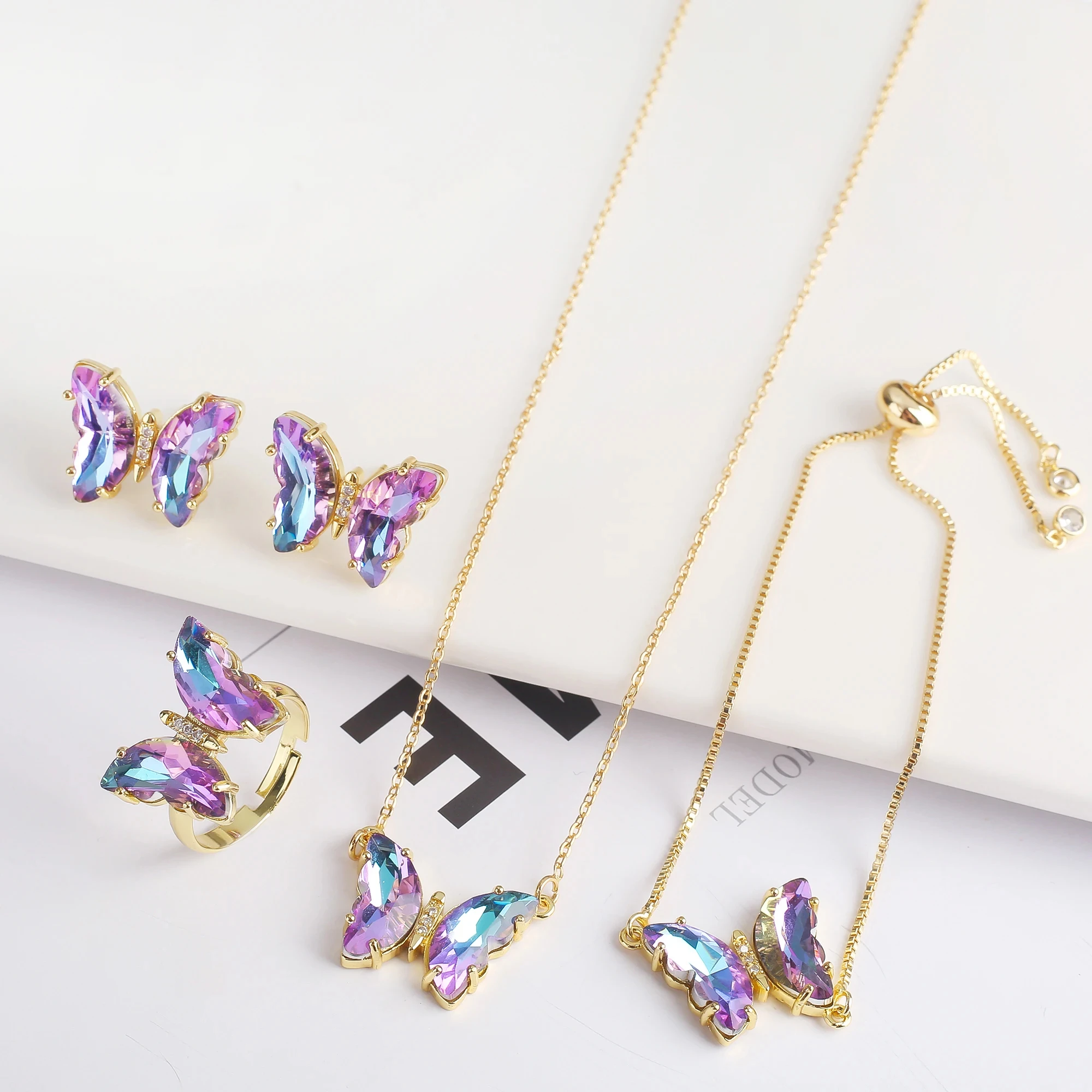 Women Shiny Crystal Butterfly Pendent Necklace Sets Romantic Jewelry Bracelet Ring Necklace Earring Set Dinner Dress Accessories