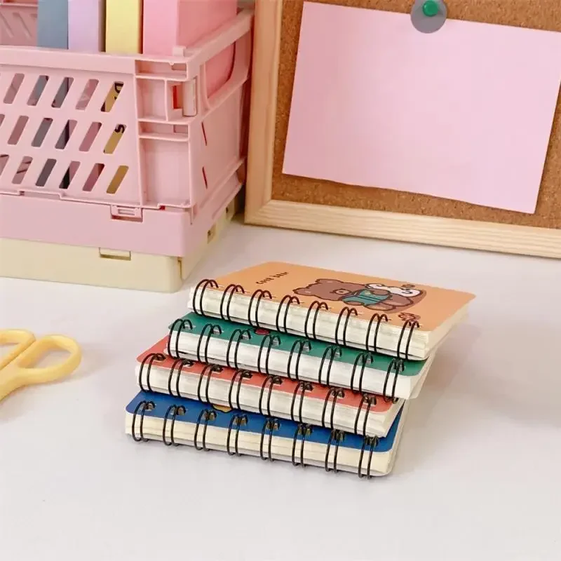 A7 ขนาดเล็กม้วนหนังสือโน้ตบุ๊คนักท่องเที่ยว Kawaii การ์ตูนนักเรียน Mini Blank Notebook Study Office Pocket Notepad
