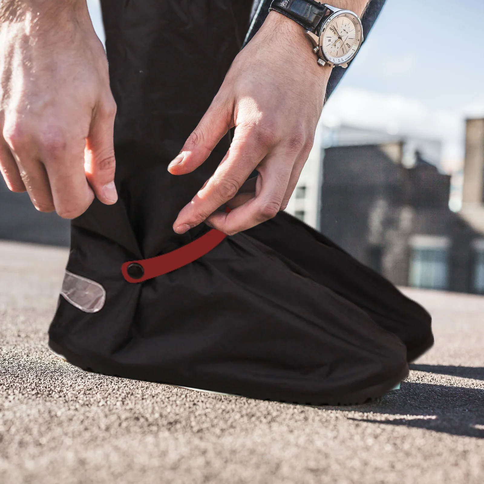 

1Pair Slip-Resistant Shoes Protector Waterproof Oxford Cloth for Travel Camping Black Shoes Cover Boot Protector