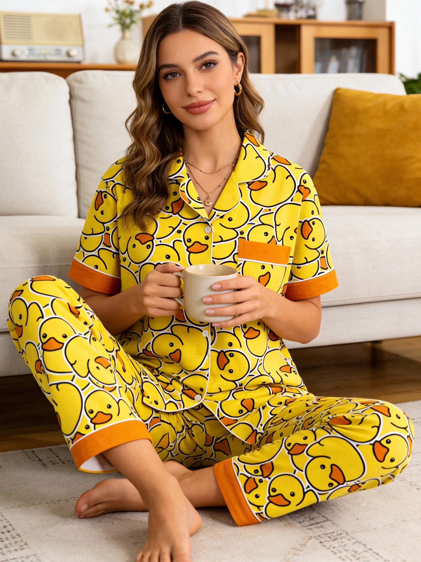 

Женский пижамный комплект, комплект домашней одежды с принтом уток, удобный топ с отложным воротником и брюки