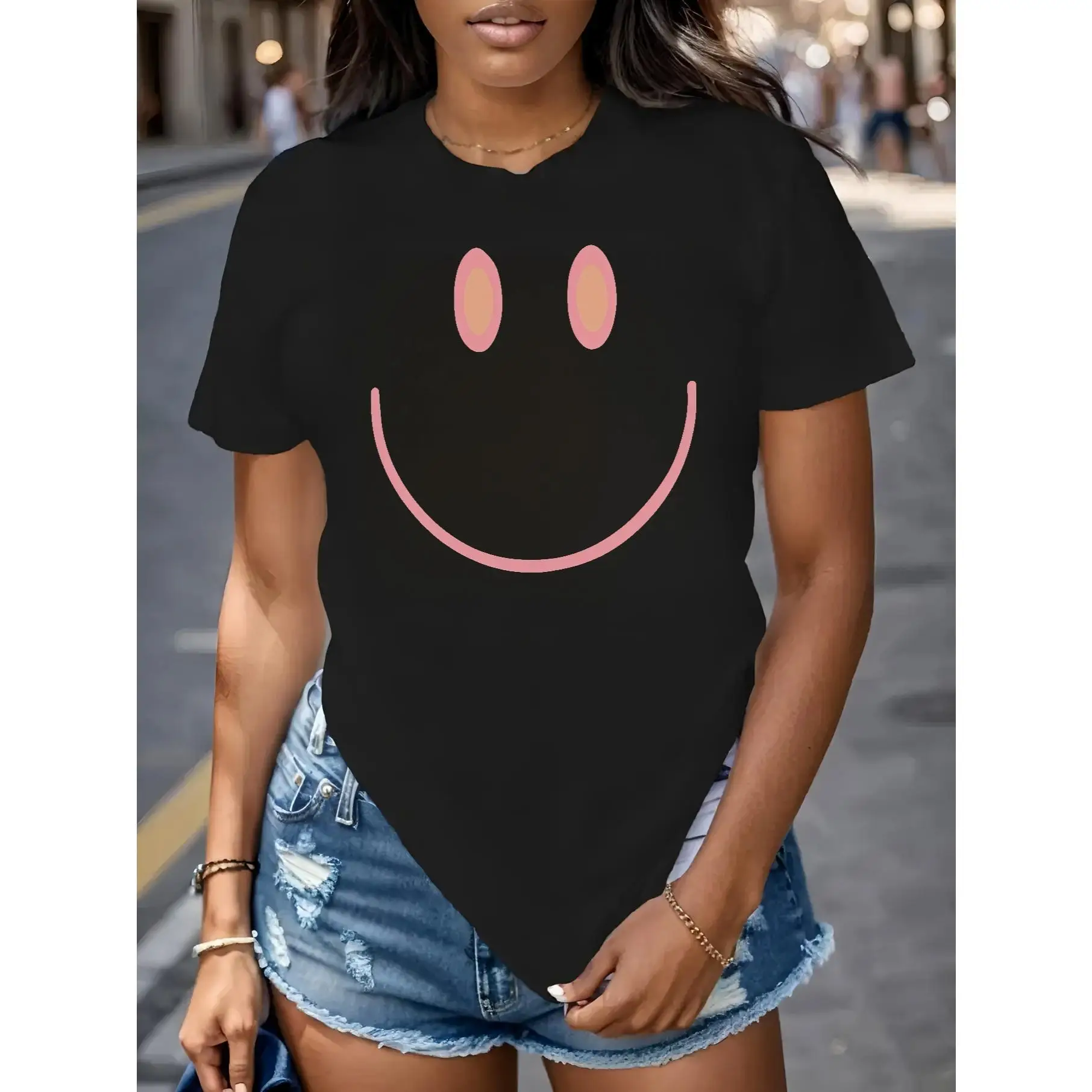 

Women'S Polyester Graphic T-Shirt - Elegant Crew Neck, Short Sleeve Tee With Playful Cartoon Face Design For Spring/Summer