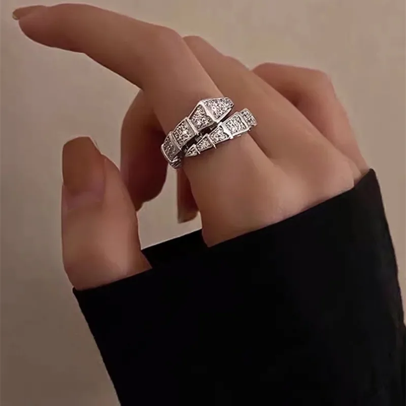 New South Korea Exquisite Snake Ring Temperament Fashion Simple Ring Women's Jewelry