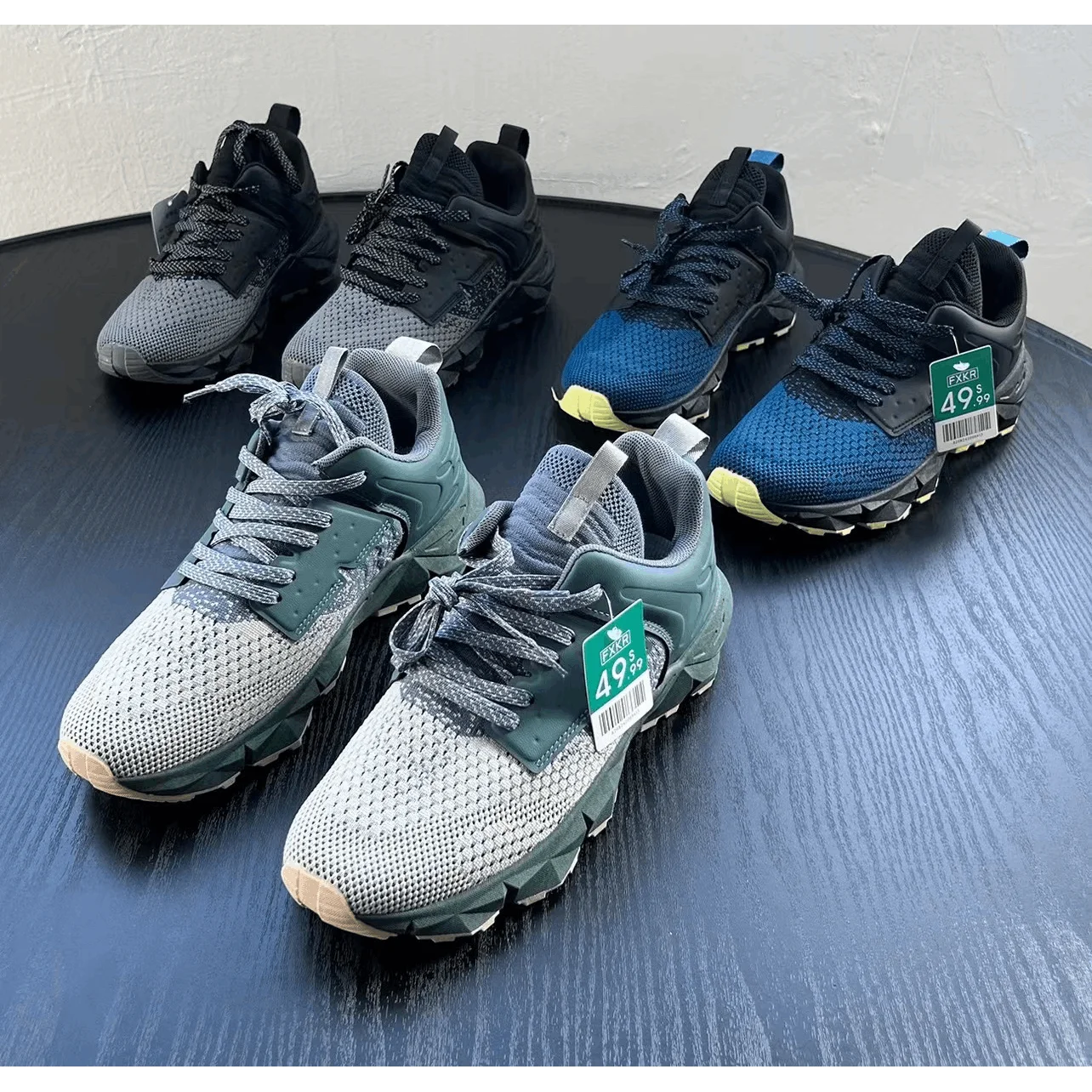 

Summer Outdoor Men's Hiking Shoes Non Slip Breathable Casual Shoes for Man