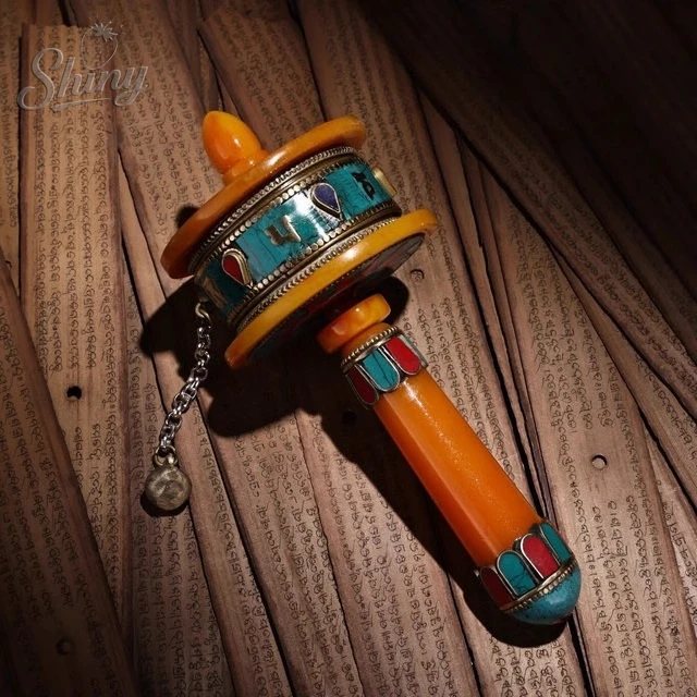 

China Decor Beeswax Tibetan hammered hand carved pinched inlaid with precious stones Lama Prayer Wheel artware Warp wheel