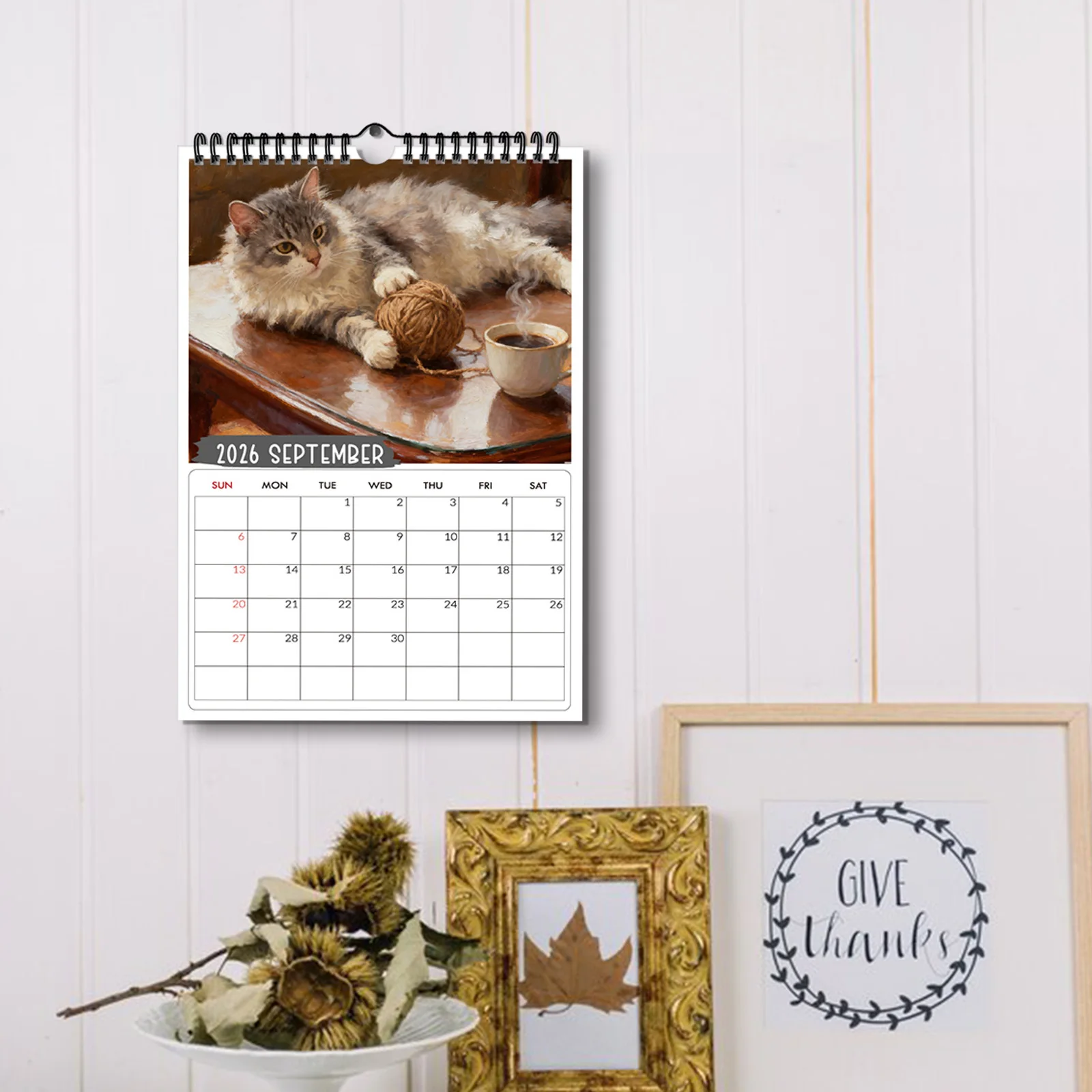 ปฏิทินแบบเกลียว 1 ชิ้น ปี 2026 ลายแมวเล่นกับลูกบอลไหมพรม เหมาะสำหรับวางบนโต๊ะในห้องนอนที่บ้าน ของขวัญที่อบอุ่นใจ เหมาะสำหรับมอบเป็นของขวัญในวันหยุด