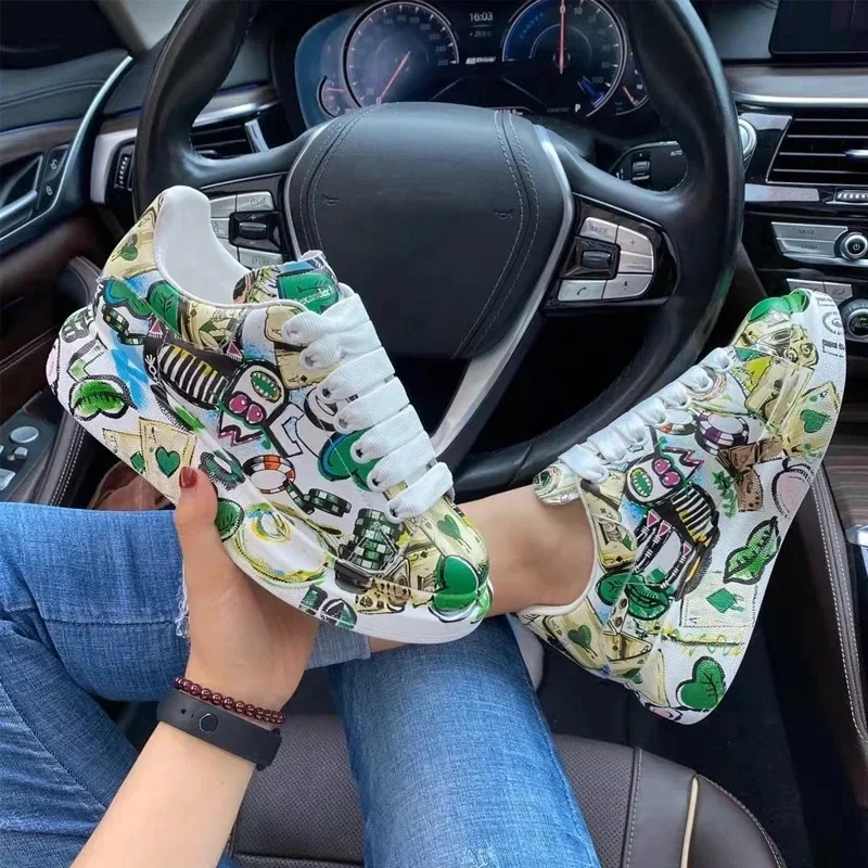 

2023 Spring Autumn New Women's Chunky Sneakers Fashion Large Platform Graffiti Sports Shoes Luxury women shoes