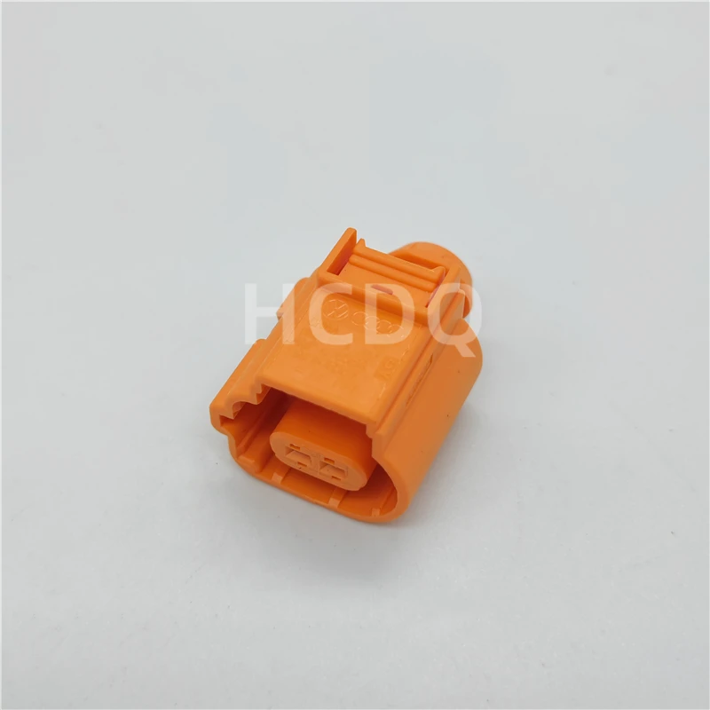 The original 8K0 793 702 automobile connector plug shell and connector are supplied from stock