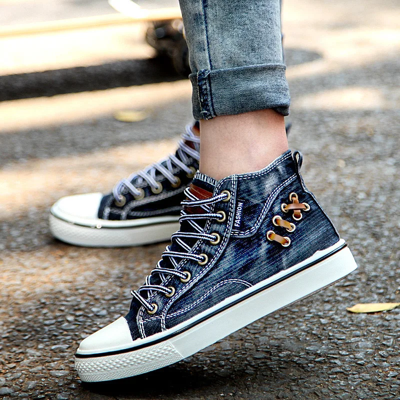 Women men Canvas Shoes New Fashion Lace Up Denim Fabric Ladies Casual Shoes Larged-Size 35-44 Running Female Spring Trendy Sneak