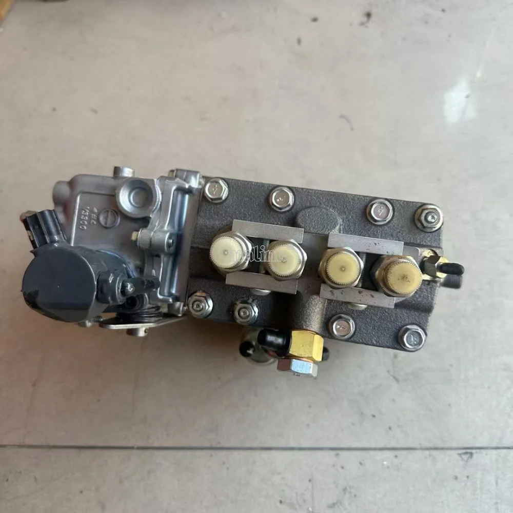 New Brand Engine Parts Fuel Pump V3800 V3300 High Pressure Fuel Pump 1C061-AG1253 for Kubota Engine Part