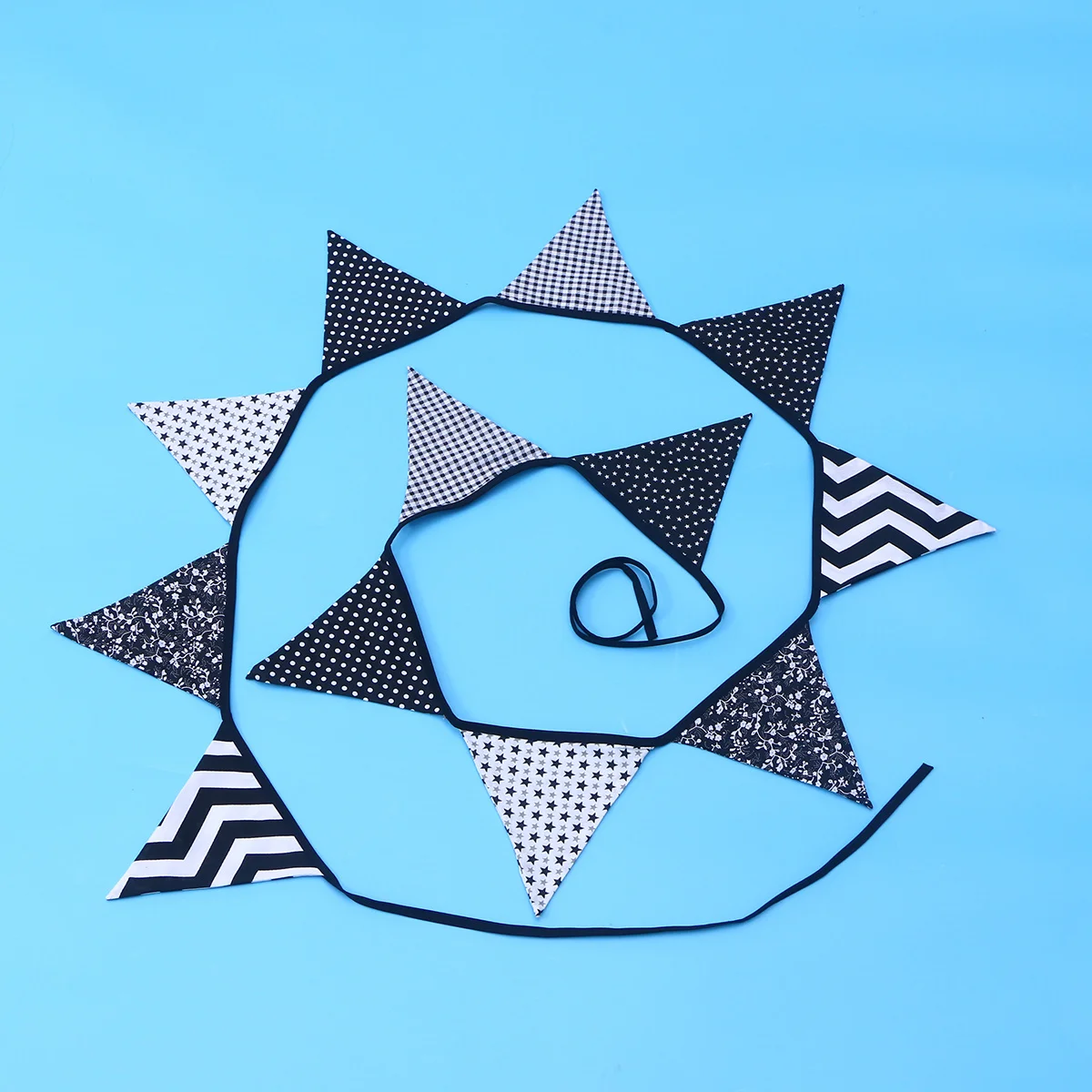 

Black White Triangle Pennant Flags Banner Fabric Bunting Garland Wedding Birthday Prom Anniversary Party