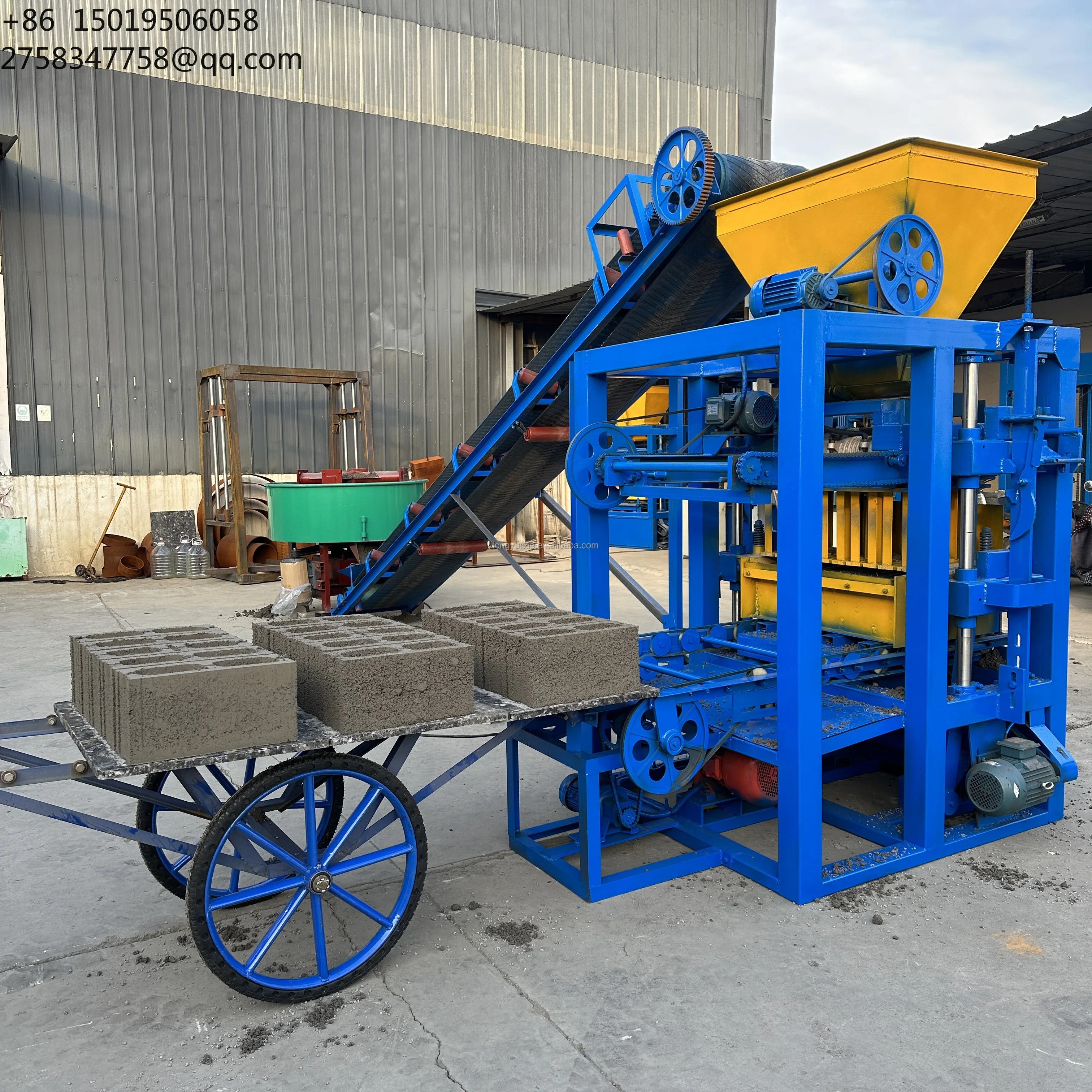 LY High Efficiency 4-26 Brick Making Machine Hot Selling Southeast Asia Vibration Hollow Block Making Machine