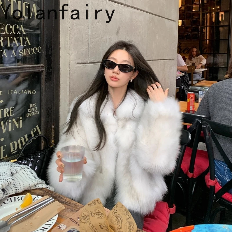 معاطف من فراء الثعلب الكامل الطبيعي من YOLANFAIRY معاطف نسائية شتوية راقية على الموضة للتنقل معطف فرو الثعلب الحقيقي للسيدات 2025