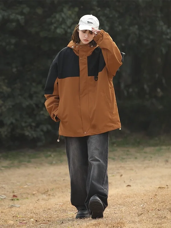 

Ветрозащитная рабочая куртка для активного отдыха, модель 2025 года, осенняя новинка, американский стиль, водонепроницаемая, для пар, для альпинизма, мужская, свободного кроя...