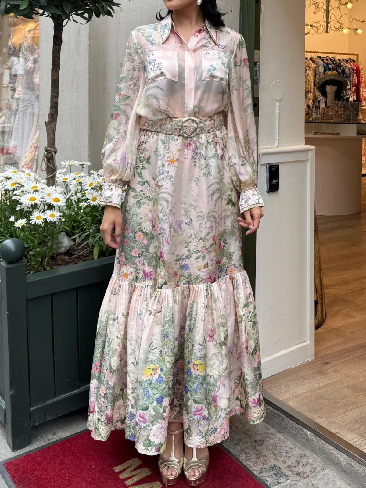 

2025 New Women Pink Flower Print Set Crystal Beaded Single Breasted Long Sleeve Blouse + High Waist Pleated Maxi Skirt Silk Suit