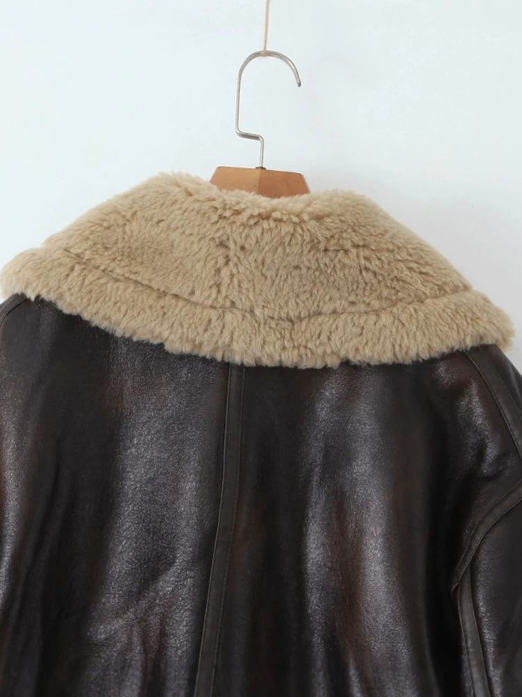 [EAM] Brown Lambswool Thick Big Size PU Leather Jacket New Lapel Long Sleeve Women Coat Fashion Tide Autumn Winter 2024 1DH8481