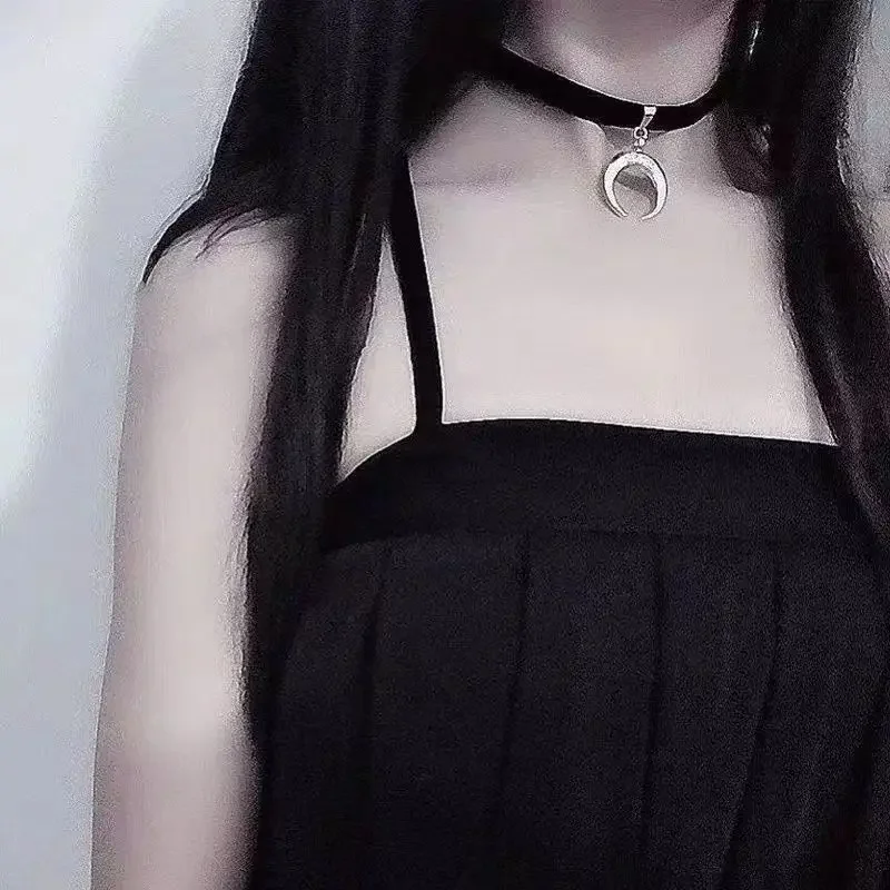 Gothic Lolita สาวกำมะหยี่ดวงจันทร์ Choker สร้อยคอ Vintage สร้อยคอจี้คอเครื่องประดับเครื่องแต่งกายอุปกรณ์เสริม