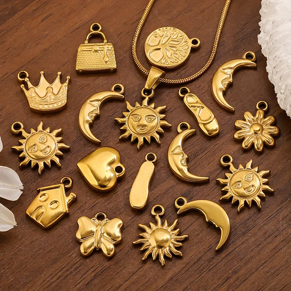 10 Breloques en Acier Inoxydable Plaqué Or, Pendentifs Soleil, Lune, Fleur, Couronne pour la Fabrication de Bijoux, Accessoires DIY pour Colliers et Bracelets