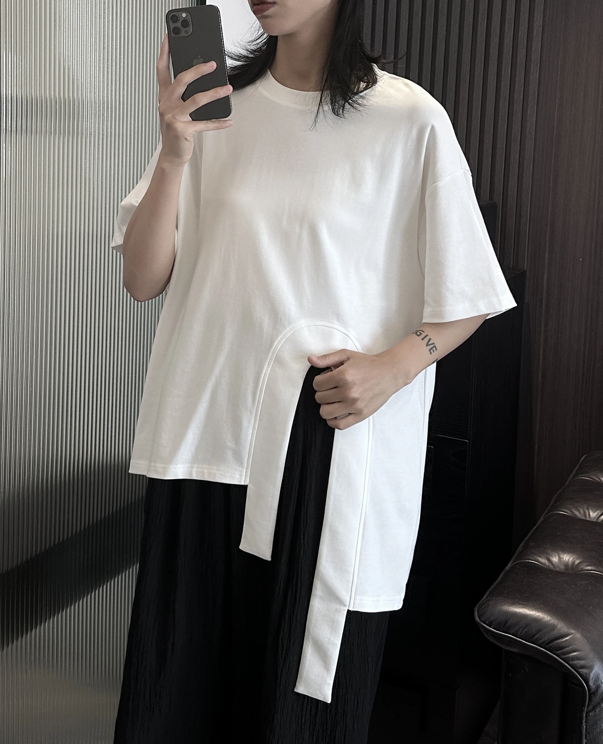 

Loose Short Sleeve round Neck T-Shirt Asymmetric Design Summer Casual Women's Top Comfortable Breathable Creative Pattern