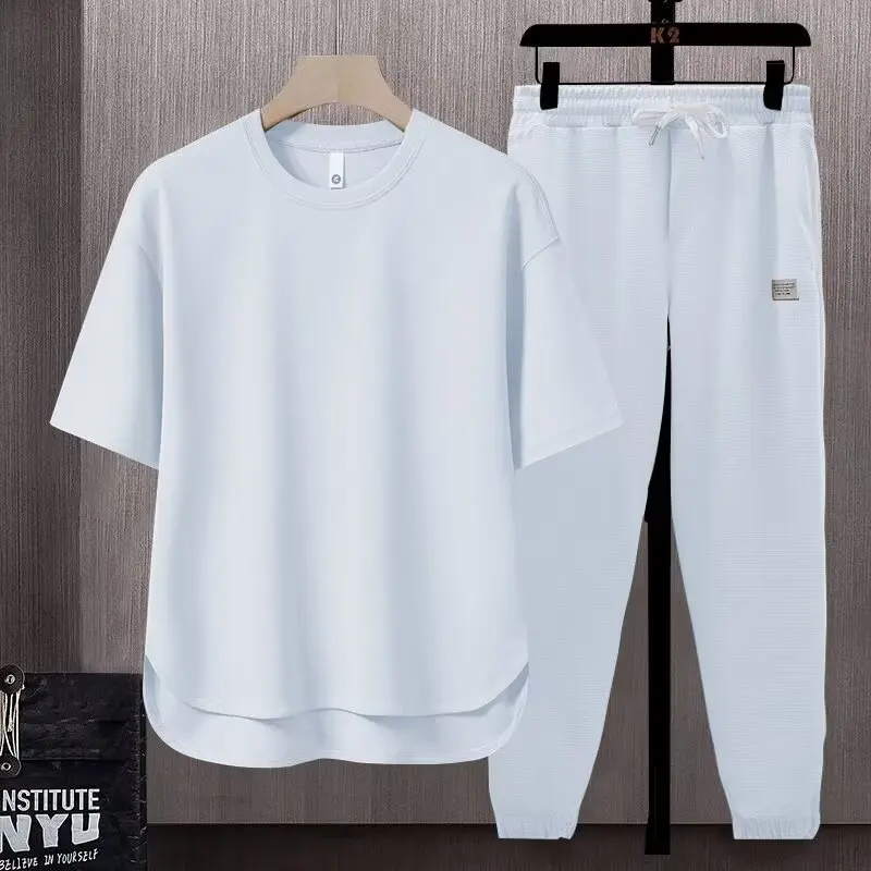 A Set With A Loose Suit Solid Color Men\'s T Shirt Summer Day Trend Ins Round Hem Short-sleeved Trousers Two Piece Breathable Set