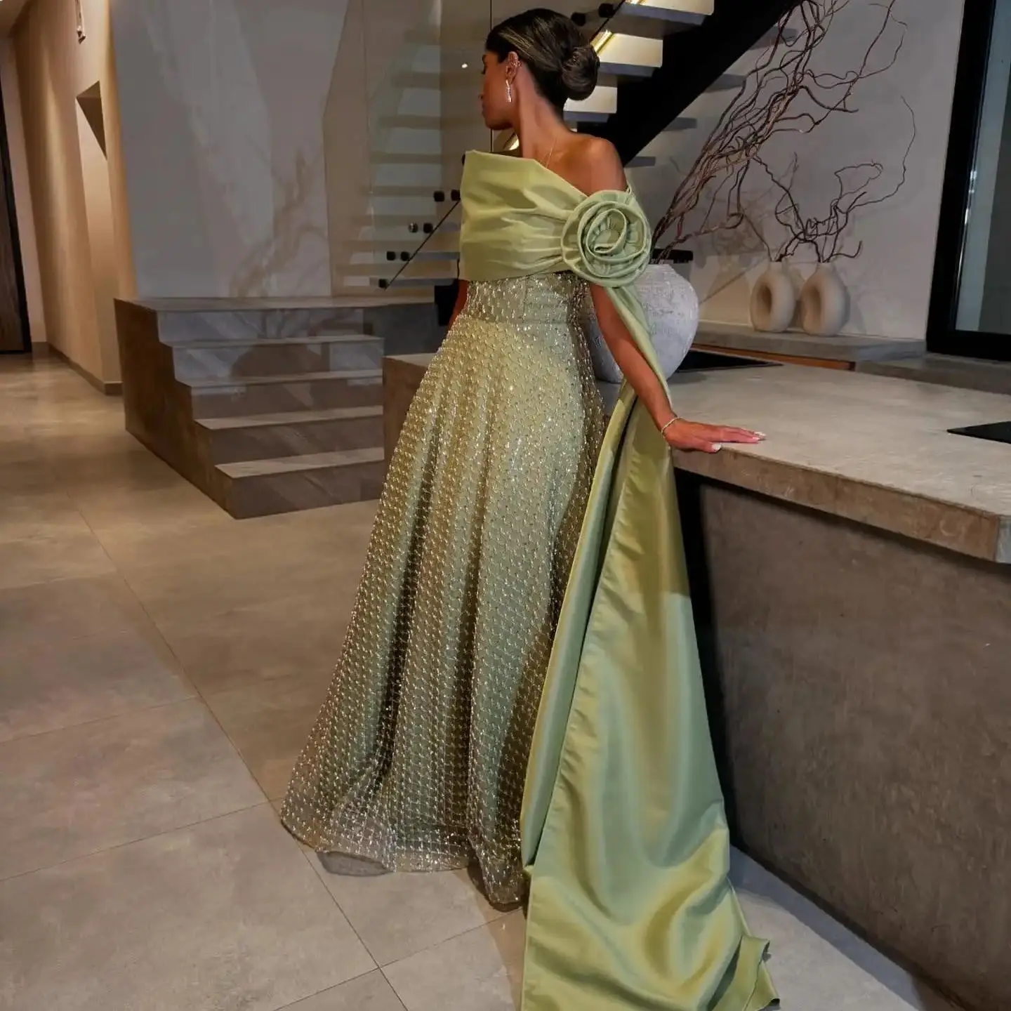 

Elegant Green Evening Dresses Off Shoulder Floral Applique Prom Gowns Sexy Floor Length A Line Customized Wedding Guest Gowns