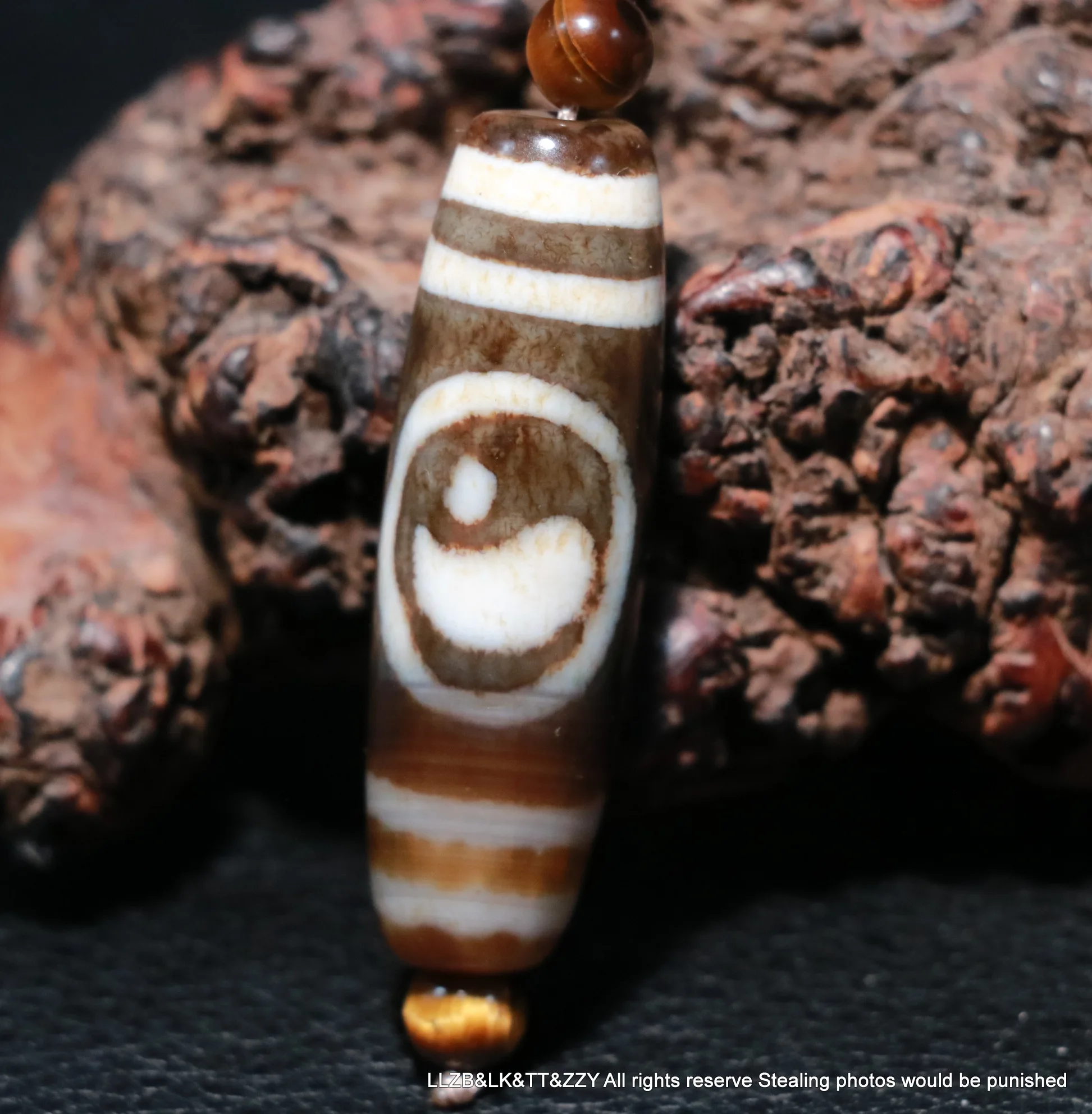 Treasure Magic Power Tibetan Old Agate Yin Yang Bagua Harmonious Symbol dZi Bead Pendant Timestown RPL22120A46