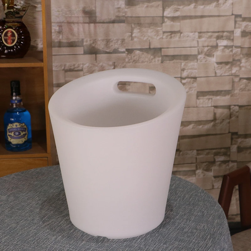 Xinglang LED luminous portable ice bucket creative bar plastic ice bucket waterproof remote control colorful wine beer ice