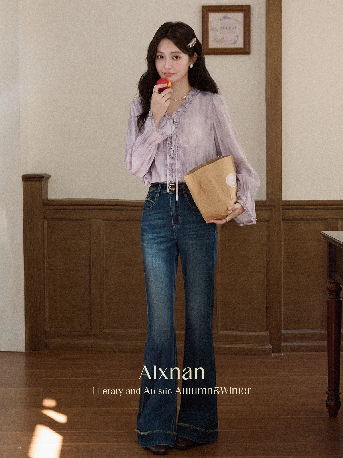 

ALXNAN Plus Size Purple Shirt Elegant V-neck Casual Women's Blouses 2025 Autumn Long Sleeve Tops Female Chiffon Shirt D12736
