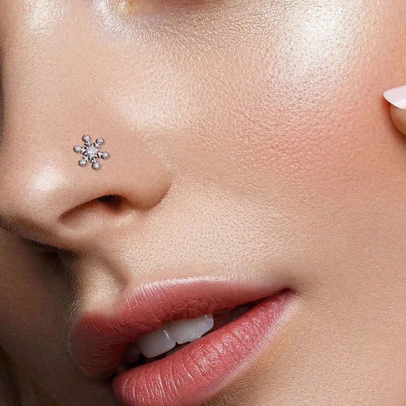 F136 Titan Schneeflocken-Lippenpiercing-Ringe 16G Runder Zirkonia-Labret-Nasenstecker Tragus-Helix-Knorpel-Ohrring Schmuckzubehör – Detail 4