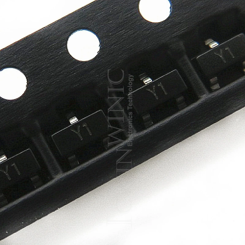 1-50PCS CZT5401 5401 SS8050 Y1 AP2112K-3.3 G3P CM1293A-04SO 635 HT7530-1 HT7530A-1 LTC3703EGN LTC3703