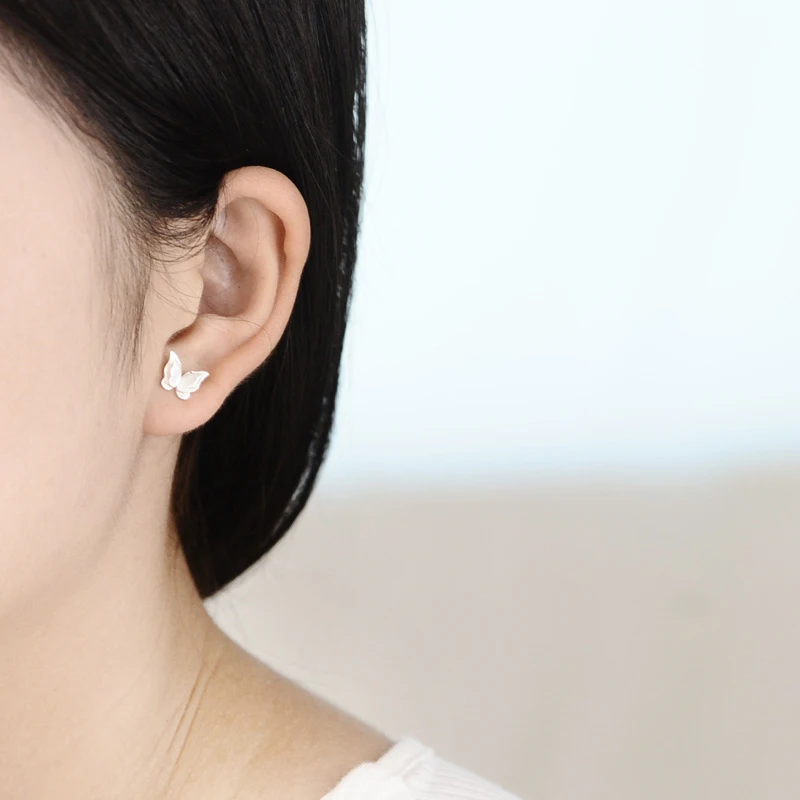 Silver Color Cute Tiny Butterfly Stud Earrings for Women Exquisite Fashion Jewelry Sweet Romantic Daily Accessories