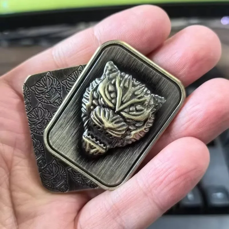 Metal Push Card Fidget Slider Poker Magnetic Haptic Coin Anxiety ADHD Stress Relief Toys Cool EDC Gadgets For Men Adults Gifts