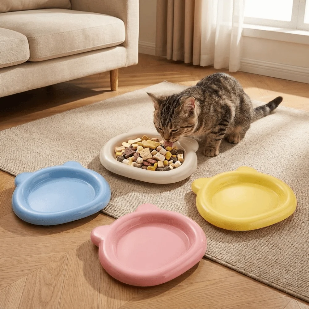 Durable Plastic Bear Shaped Pet Plates Food Grade Colorful Pet Snack Dish Unbreakable Stackable Kitten Bowl Snack Serving