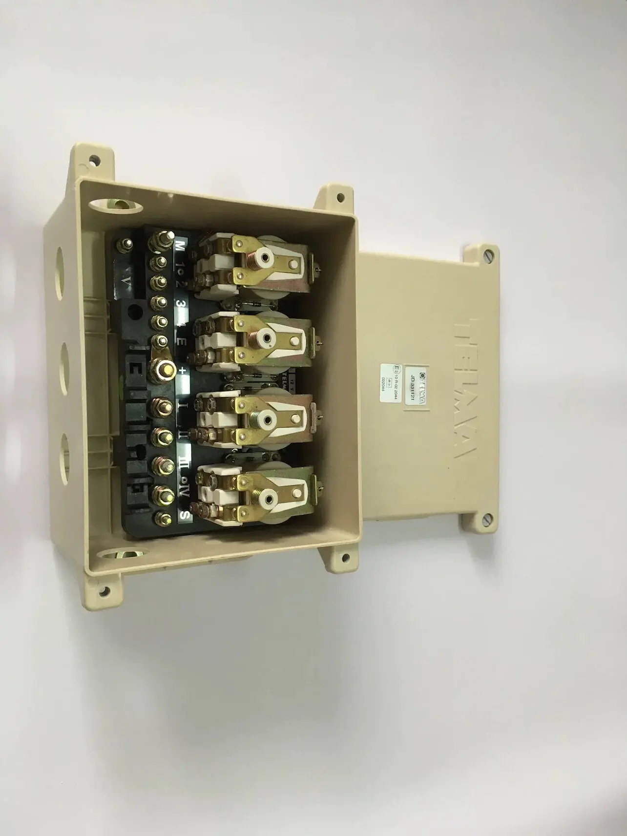 for 12V Telema retarder control box relay JD331121 China-Pakistan sanitation truck special tractor